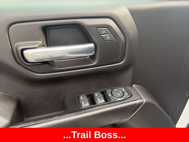 Used 2022 Chevrolet Silverado 1500 Custom Trail Boss w/ LPO, Dark Essentials Package AWD/4WD image 13