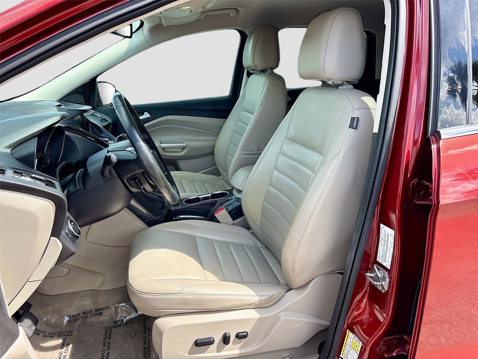 Used 2015 Ford Escape Titanium image 21