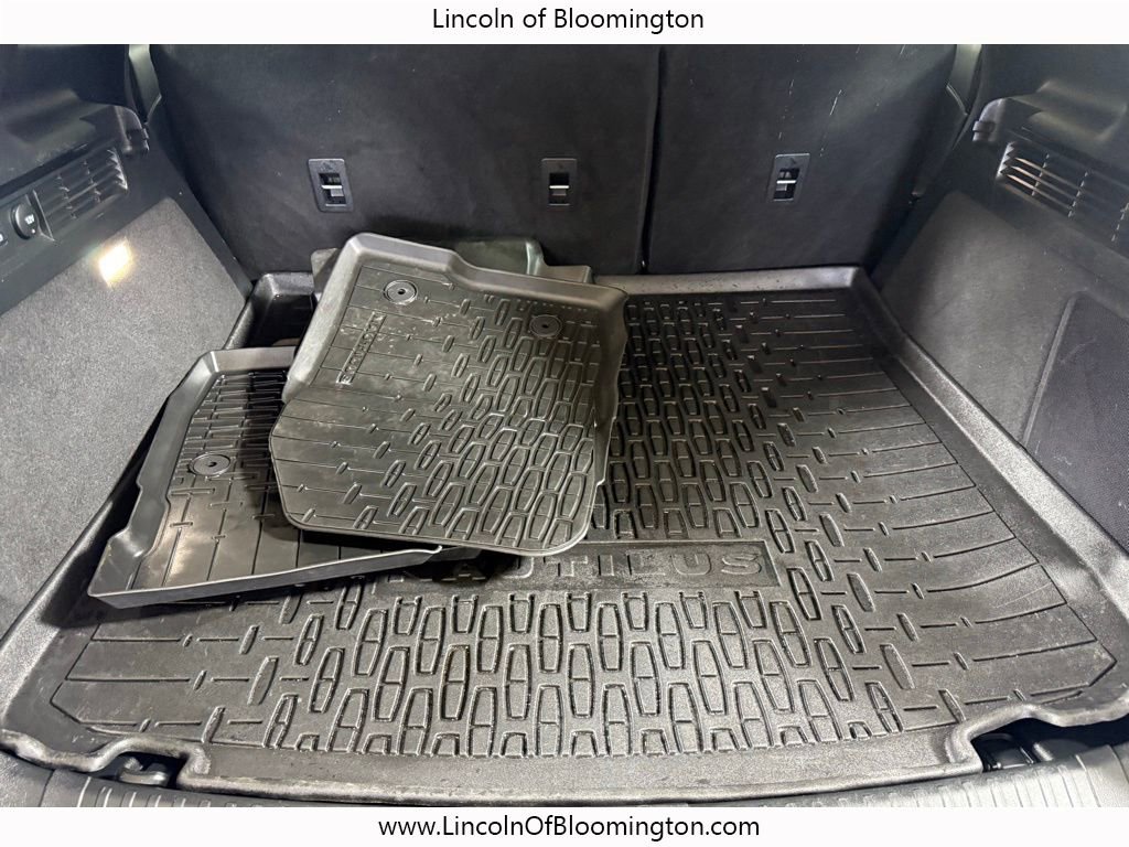 Certified 2022 Lincoln Nautilus Reserve w/ Equipment Group 201A image 61