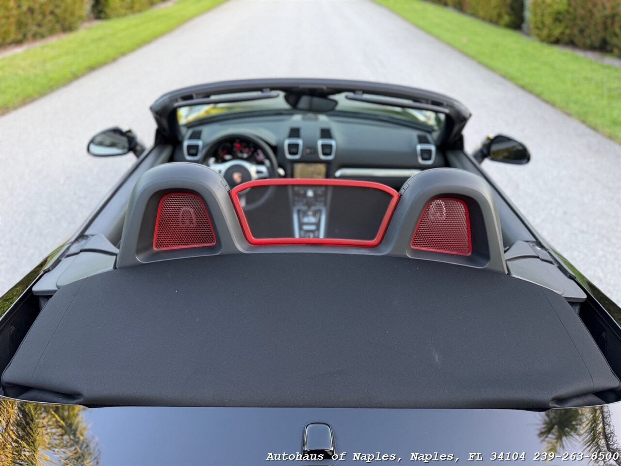 Used 2015 Porsche Boxster RWD image 16