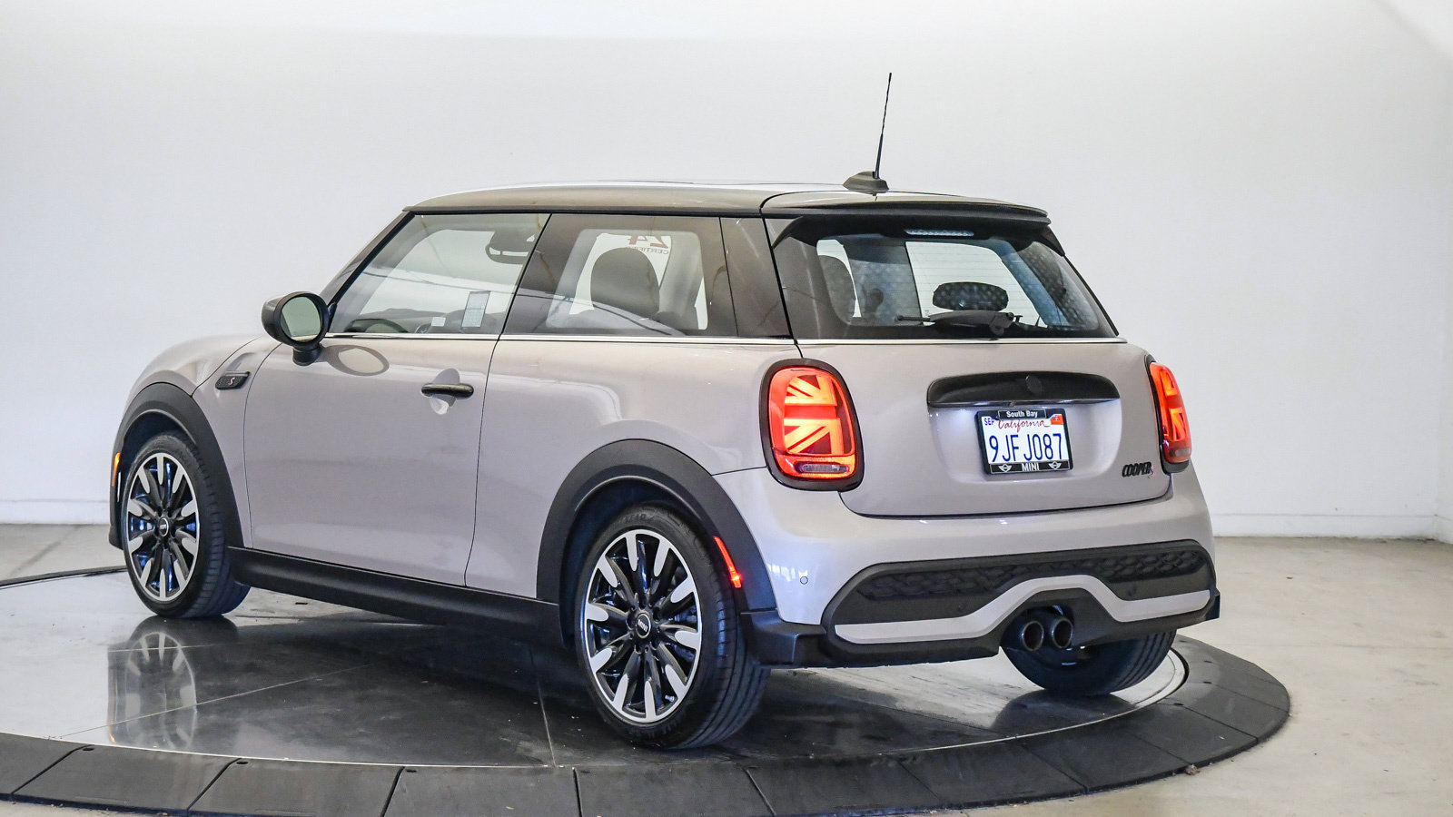 Certified 2024 MINI Cooper S FWD image 2