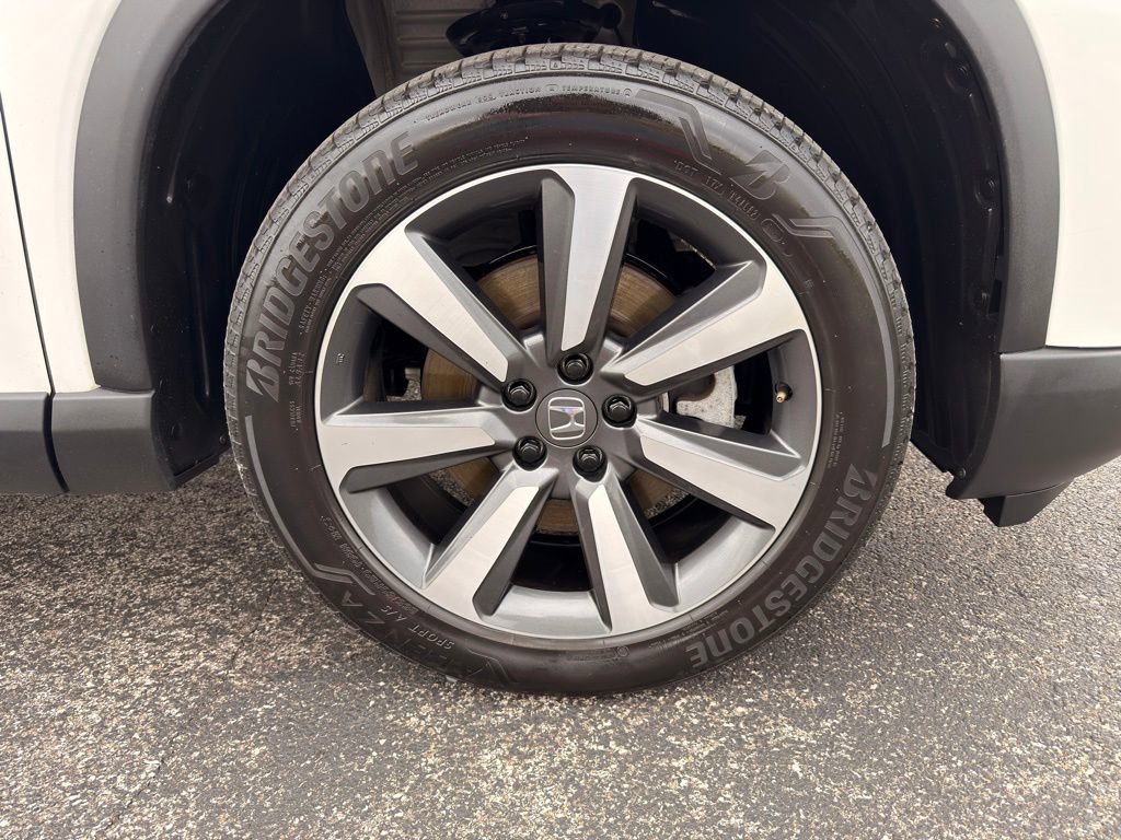 Used 2024 Honda Pilot Touring image 14