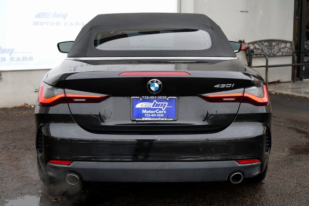 Used 2021 BMW 430i Convertible w/ Premium Package image 7