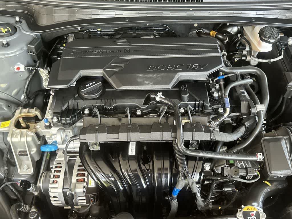 Used 2026 Hyundai Elantra Sport FWD image 12