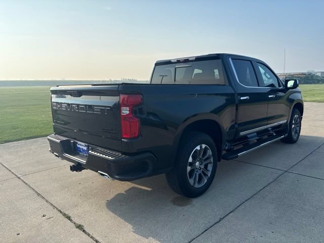 Used 2024 Chevrolet Silverado 1500 High Country w/ Technology Package AWD/4WD image 8