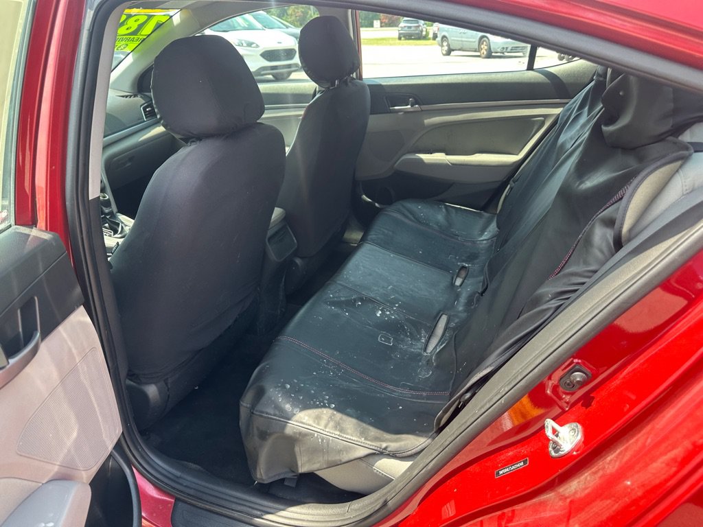 Used 2018 Hyundai Elantra SEL FWD image 18