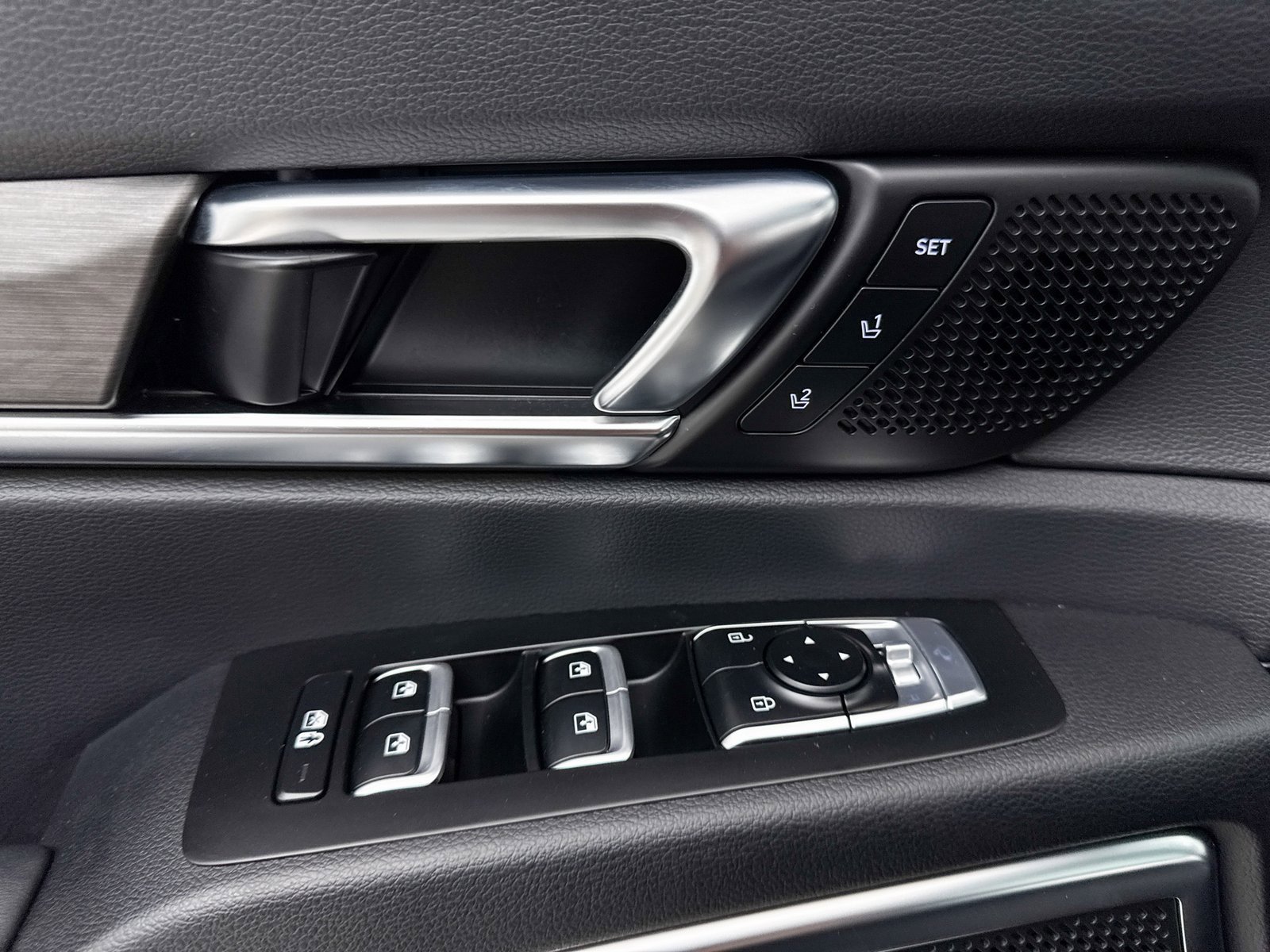 Used 2024 Kia Telluride SX X-Line image 36