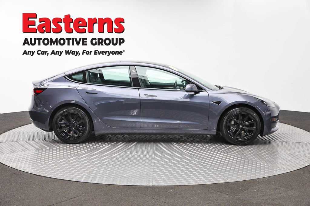 Used 2023 Tesla Model 3 Standard Range RWD image 4