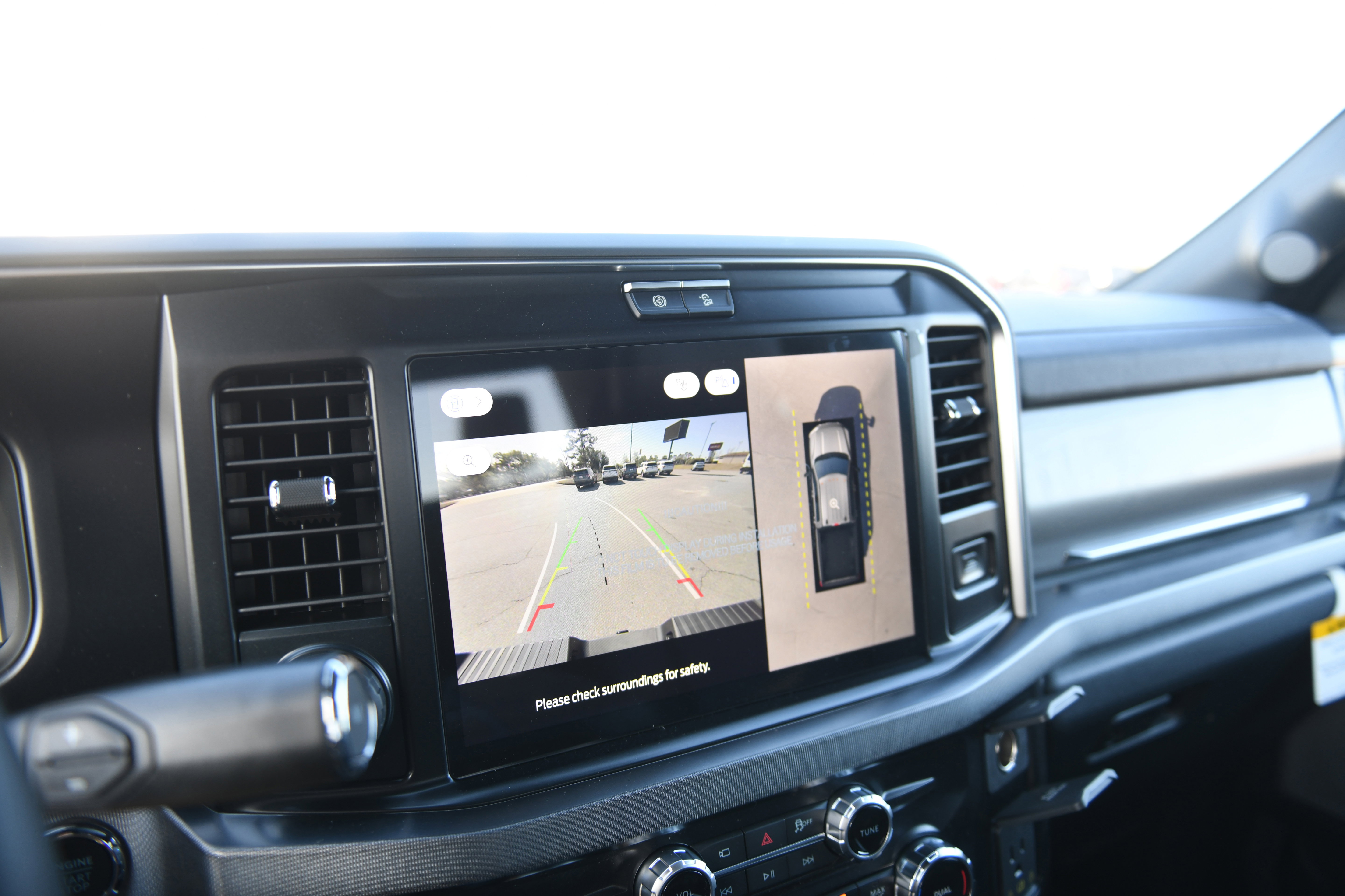 New 2026 Ford F250 Platinum w/ Tremor Off-Road Package image 31