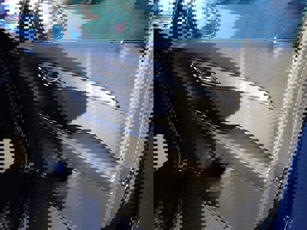 Used 2025 Buick Envision Sport Touring image 15