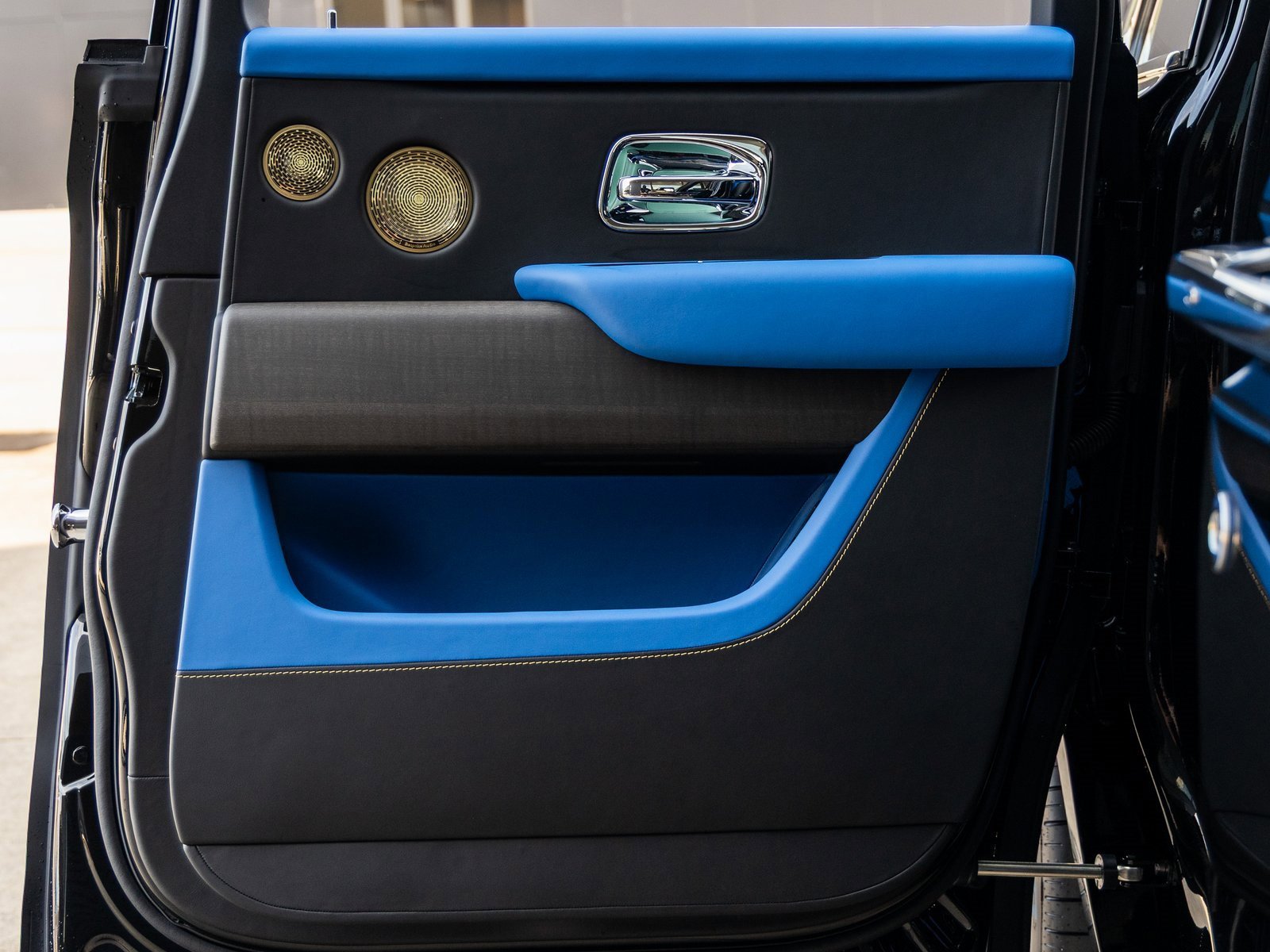 New 2026 Rolls-Royce Cullinan image 46