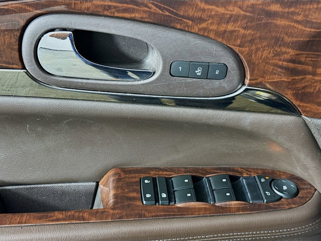 Used 2017 Buick Enclave Leather image 19