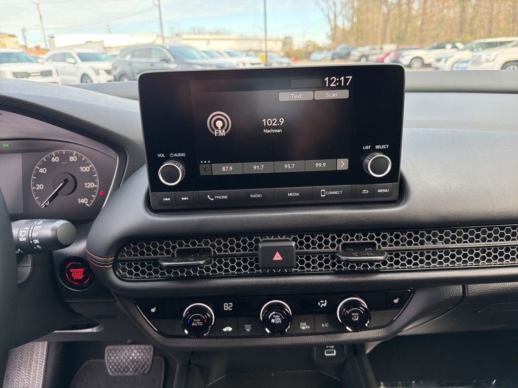 Used 2025 Honda HR-V Sport image 17