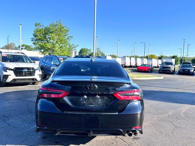 Used 2020 Toyota Camry SE FWD image 6