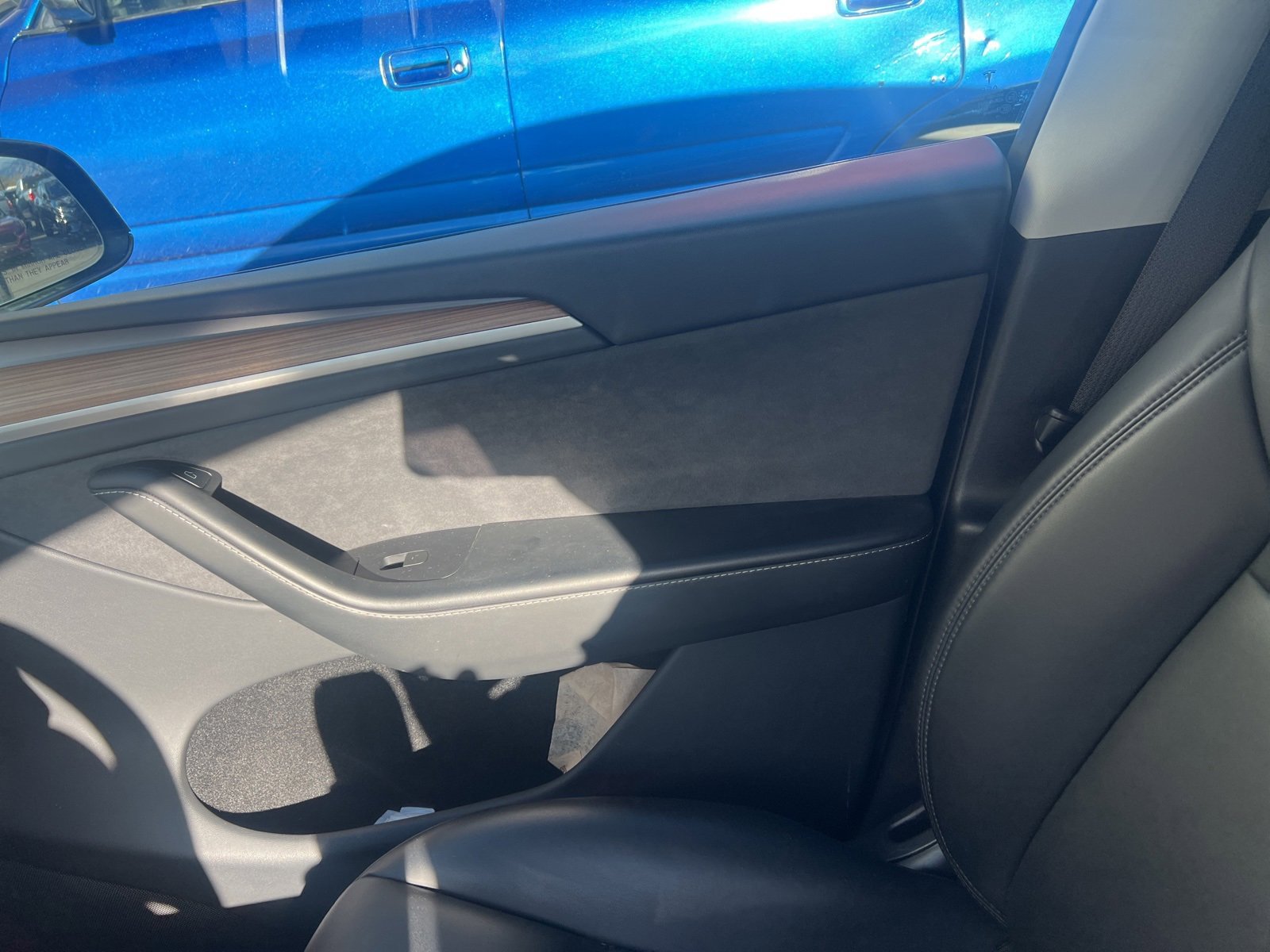 Used 2023 Tesla Model Y Long Range image 2