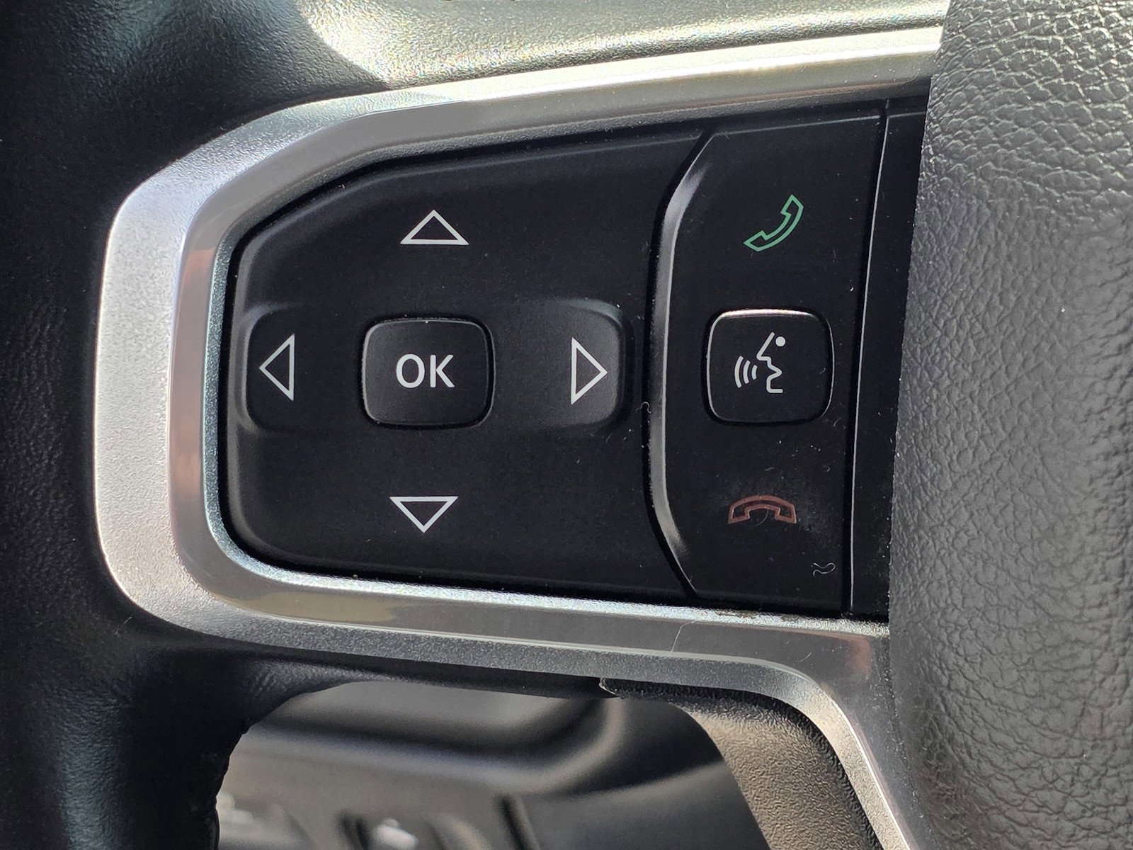 Used 2022 RAM 1500 Laramie image 32