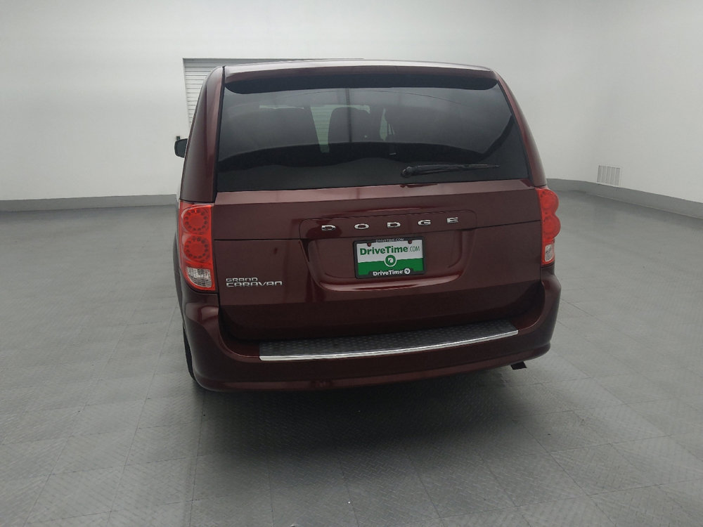 Used 2017 Dodge Grand Caravan SE image 6