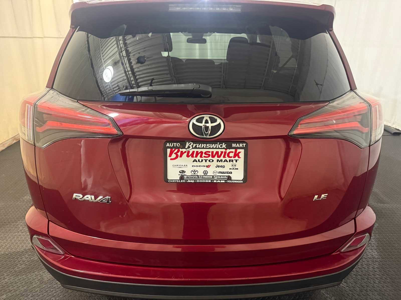 Used 2018 Toyota RAV4 LE w/ All Weather Liner Package image 16
