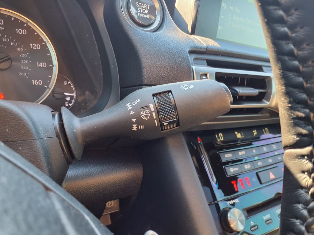 Used 2021 Lexus IS 300 w/ Comfort Package RWD image 18
