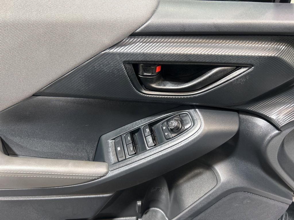 Used 2025 Subaru Crosstrek 2.0i Premium image 21