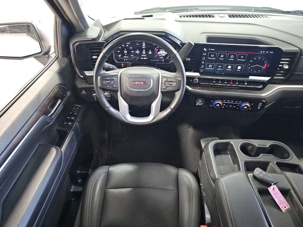 Used 2024 GMC Sierra 1500 SLT image 13