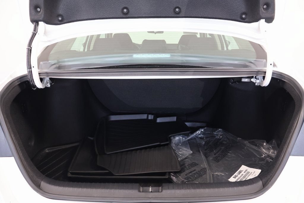 Used 2023 Honda Accord LX image 11