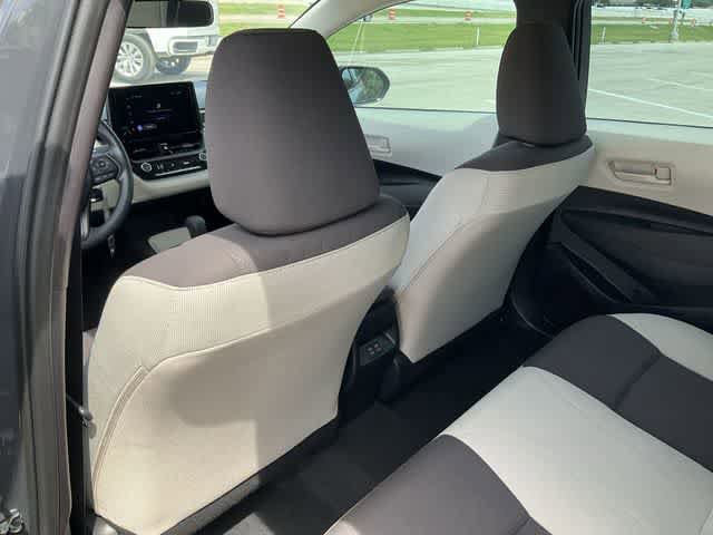 Used 2025 Toyota Corolla LE FWD image 14