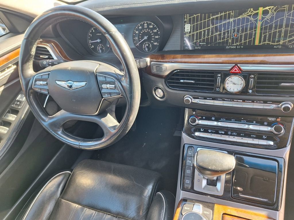 Used 2017 Genesis G90 3.3T Premium image 33