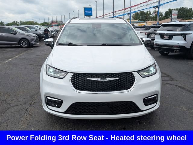 Used 2023 Chrysler Pacifica Limited FWD video 2