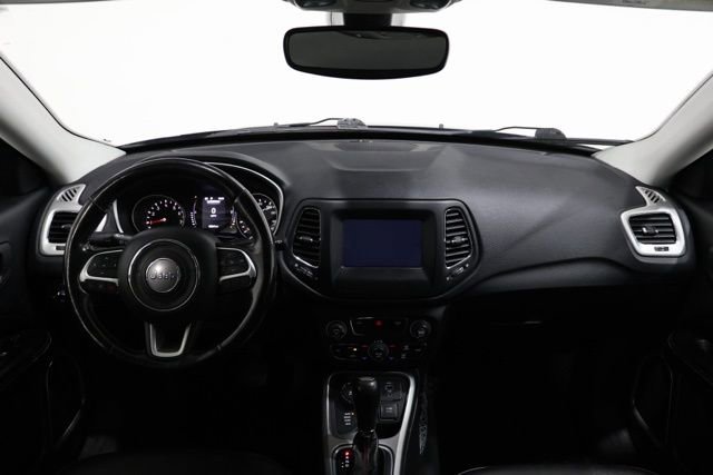 Used 2020 Jeep Compass Latitude w/ Cold Weather Group image 15