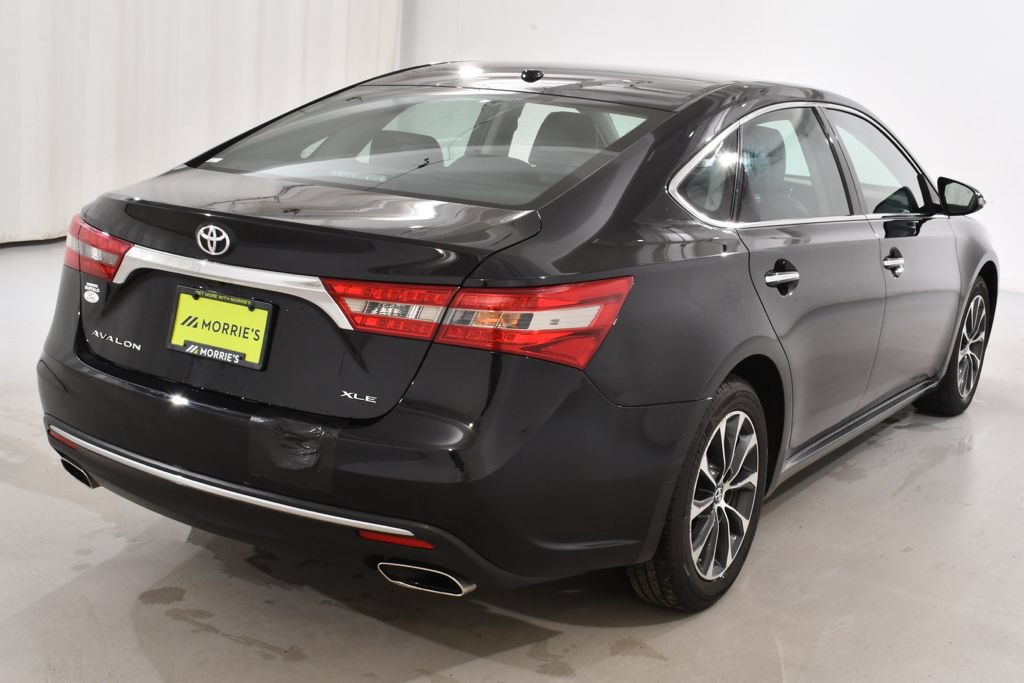 Used 2016 Toyota Avalon XLE FWD image 12