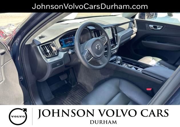 Used 2023 Volvo XC60 B5 Core w/ Climate Package AWD/4WD image 6