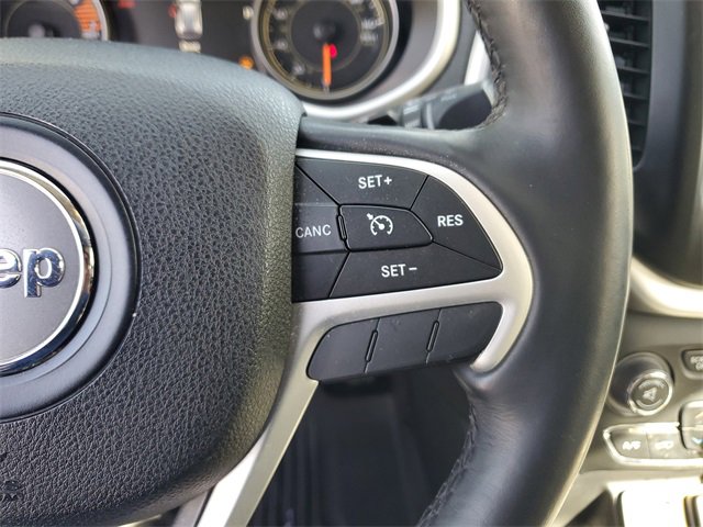 Used 2016 Jeep Cherokee Limited image 21