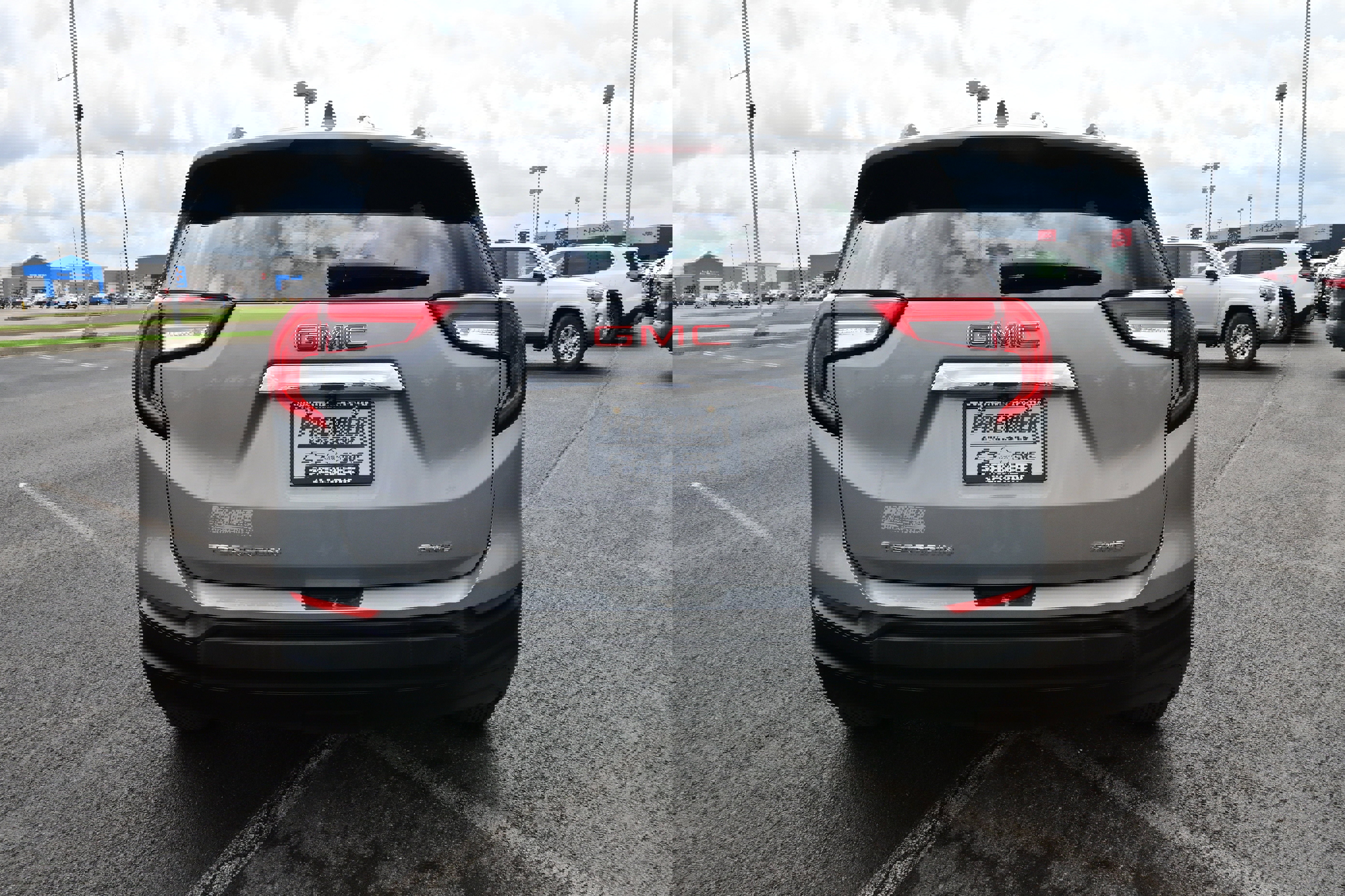 Used 2023 GMC Terrain SLE w/ Driver Convenience Package image 7