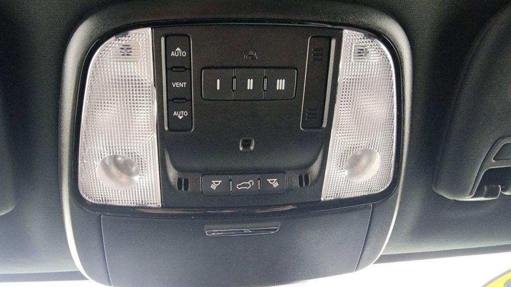 Used 2023 Dodge Durango GT image 25