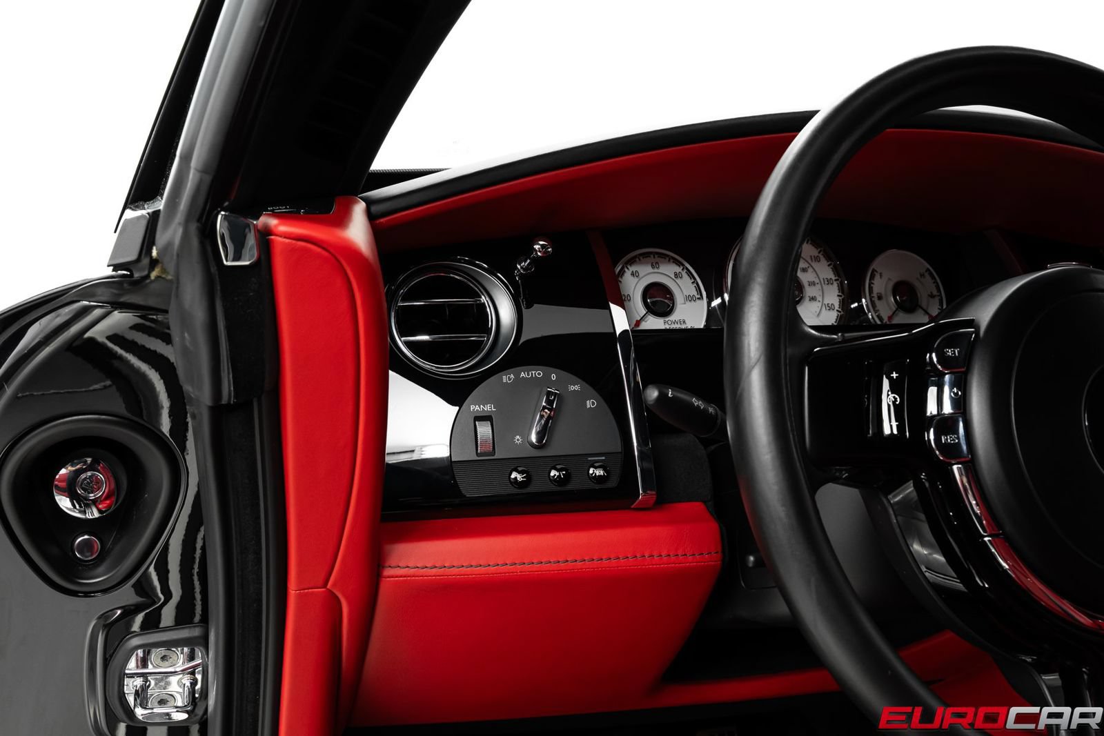 Used 2019 Rolls-Royce Wraith RWD image 26