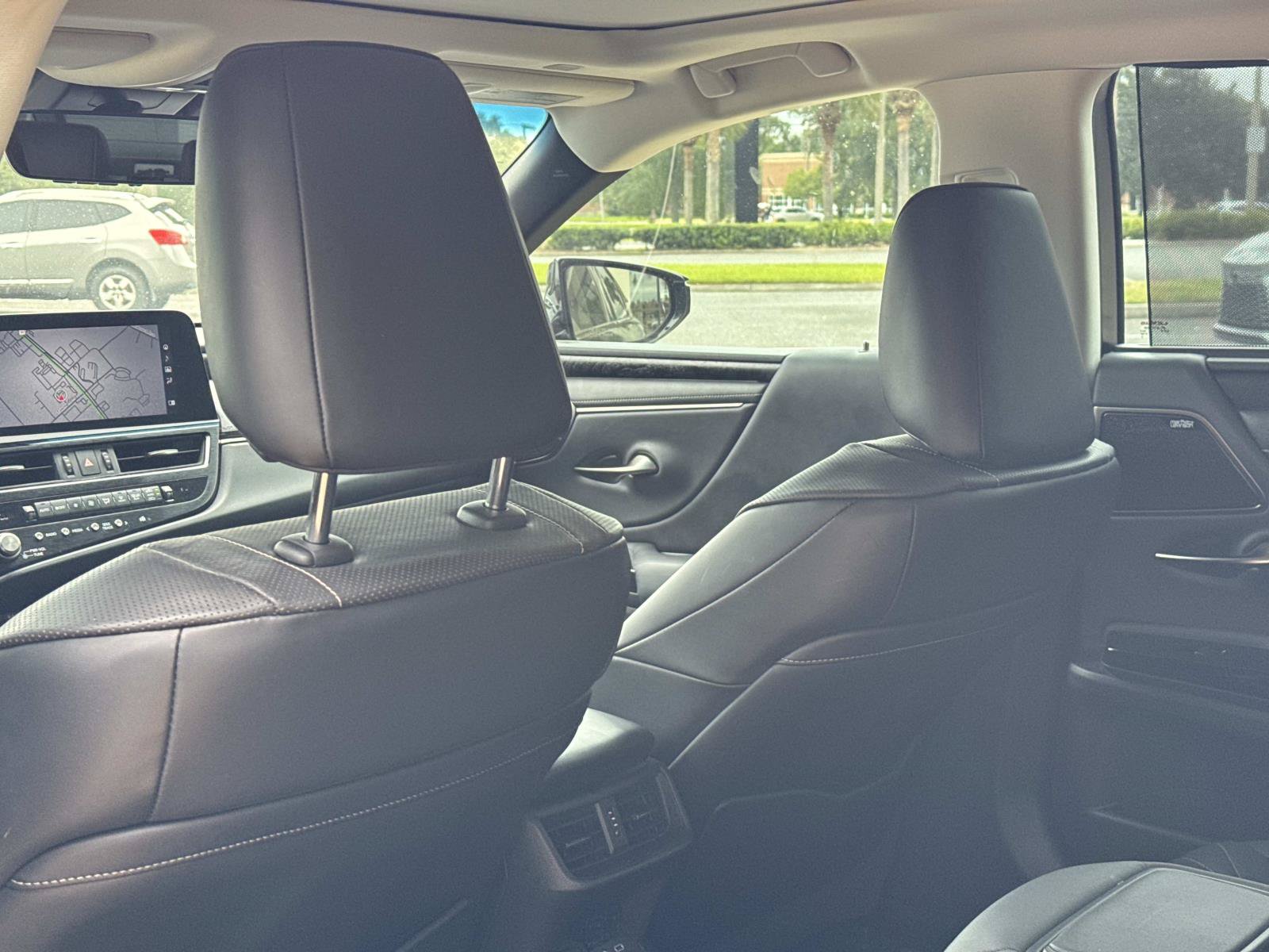 Certified 2022 Lexus ES 350 Ultra Luxury w/ Accessory Package 2 FWD image 20