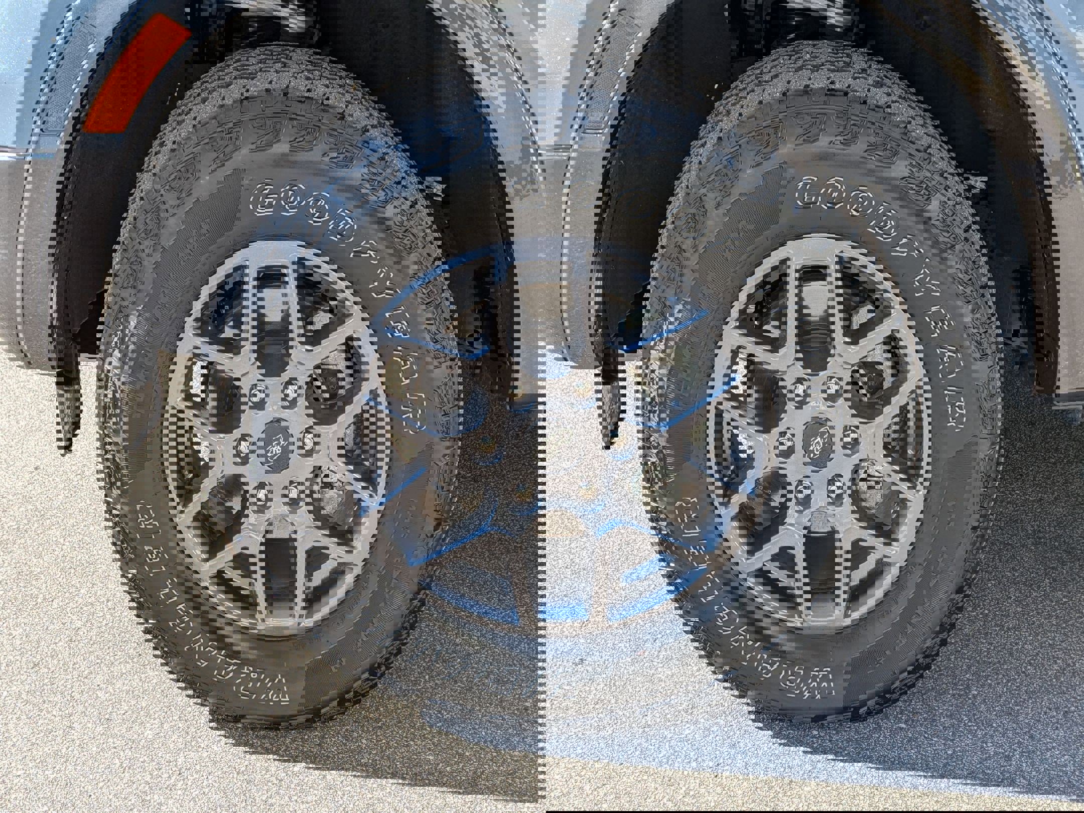 Used 2024 Ford Ranger XLT w/ FX4 Off-Road Package image 10