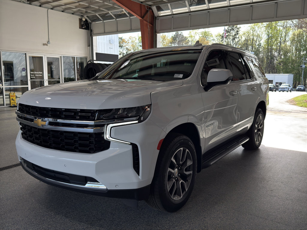 Used 2023 Chevrolet Tahoe LS w/ Driver Alert Package AWD/4WD image 4