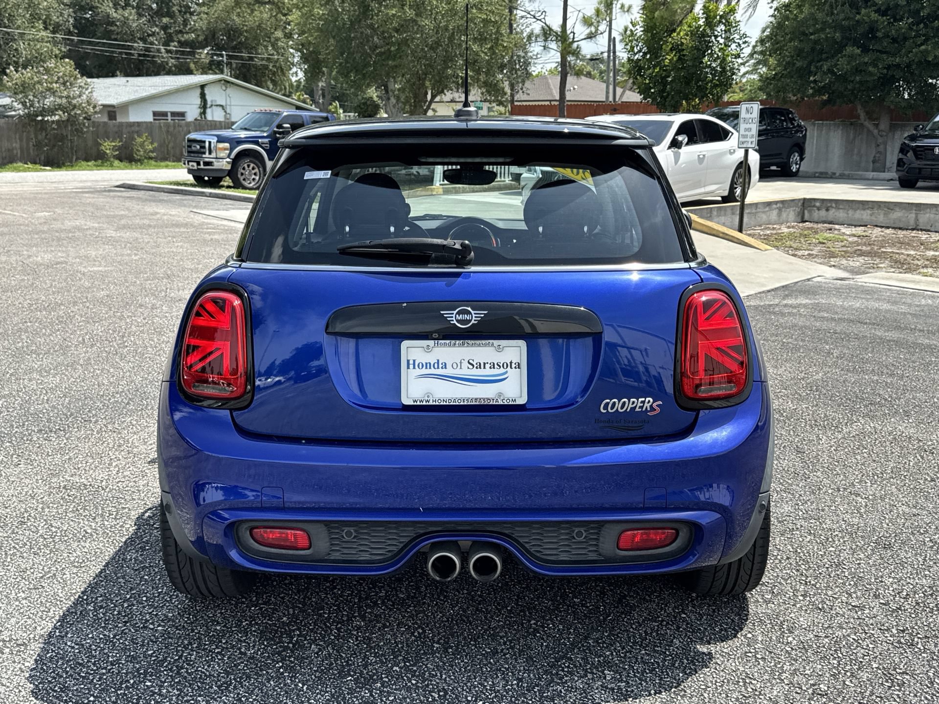 Used 2019 MINI Cooper S w/ Premium Package FWD image 6