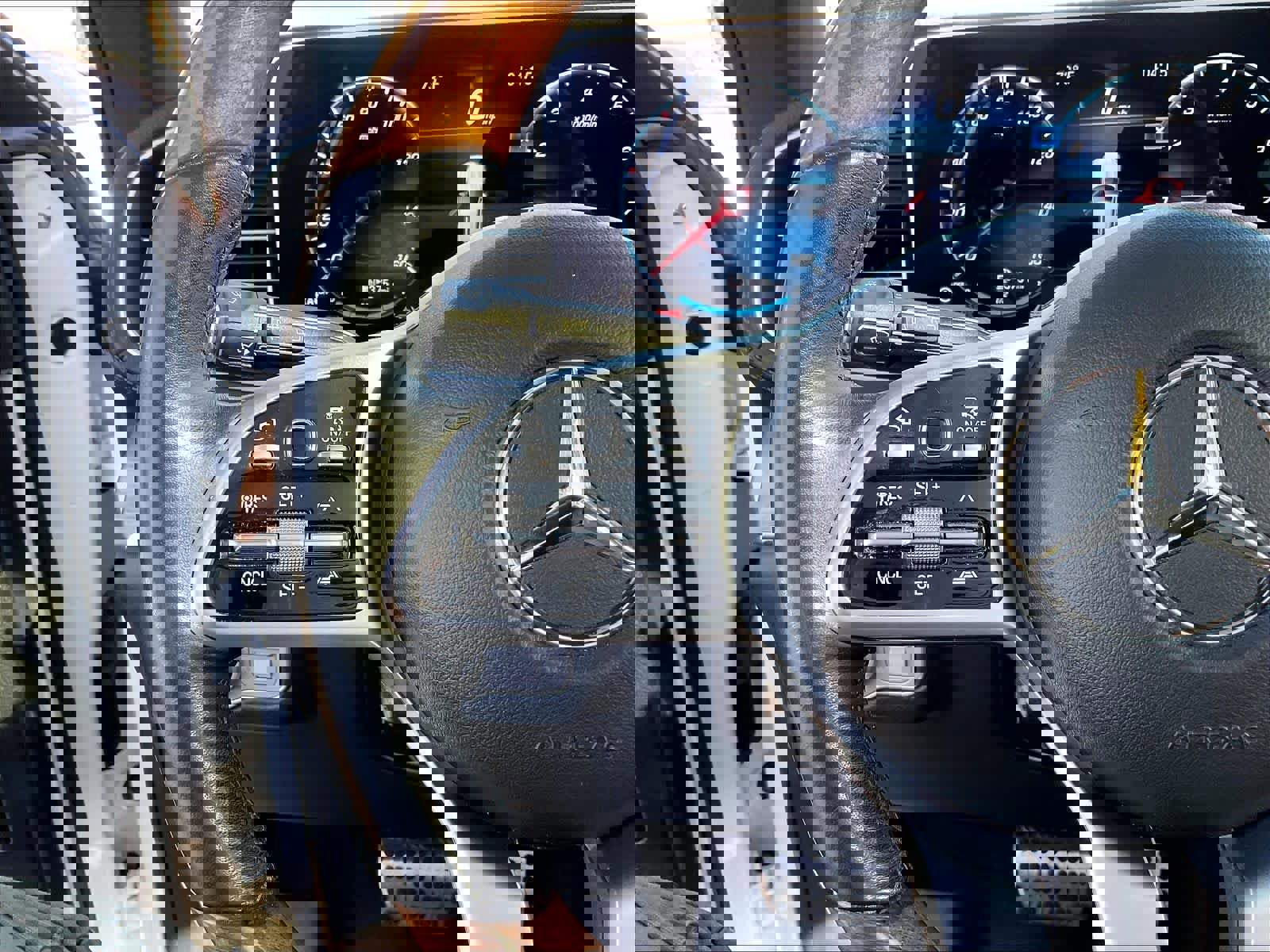 Used 2022 Mercedes-Benz GLS 450 4MATIC image 20