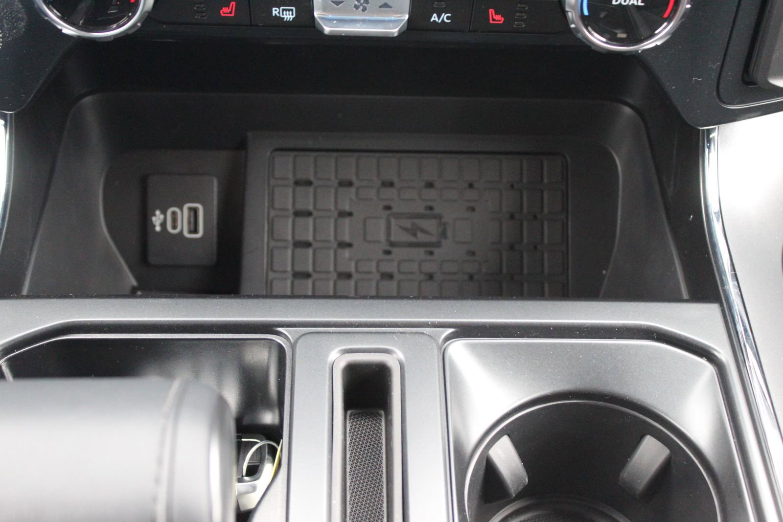 New 2026 Ford F150 XLT w/ Equipment Group 302A MID image 38