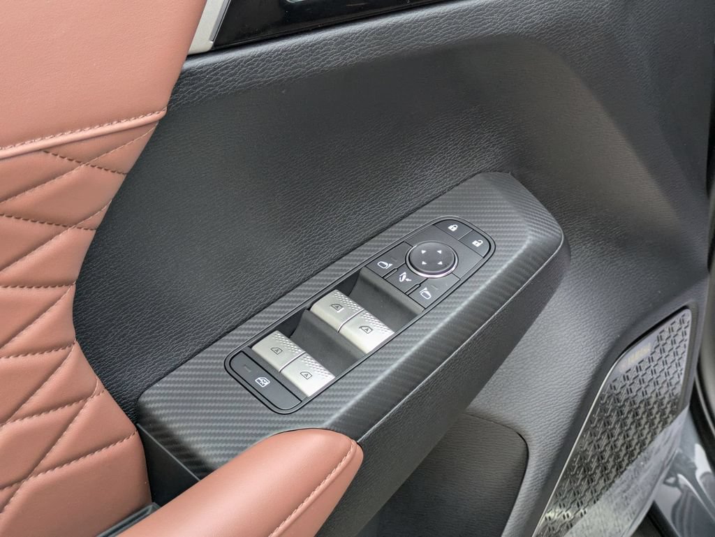 New 2026 Mitsubishi Outlander SEL FWD image 12