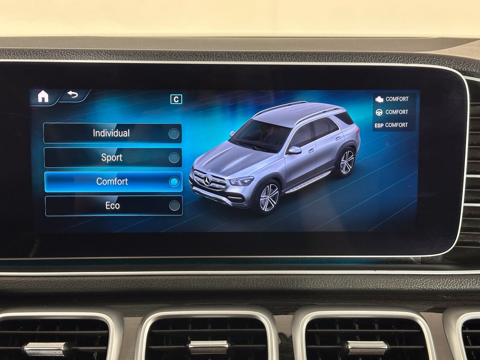 Used 2023 Mercedes-Benz GLE 350 w/ Premium Package image 37