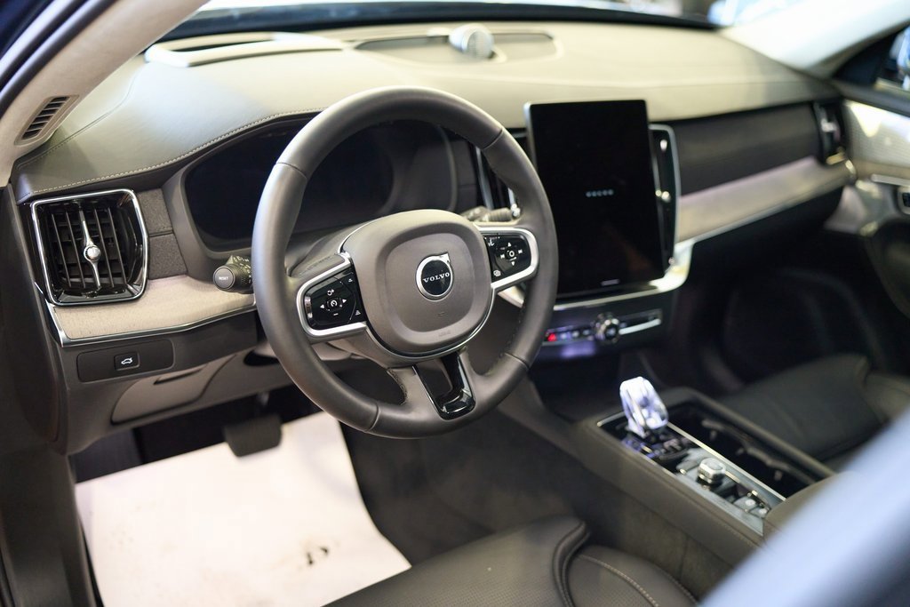 New 2025 Volvo XC90 B6 Ultra w/ Lounge Package image 6