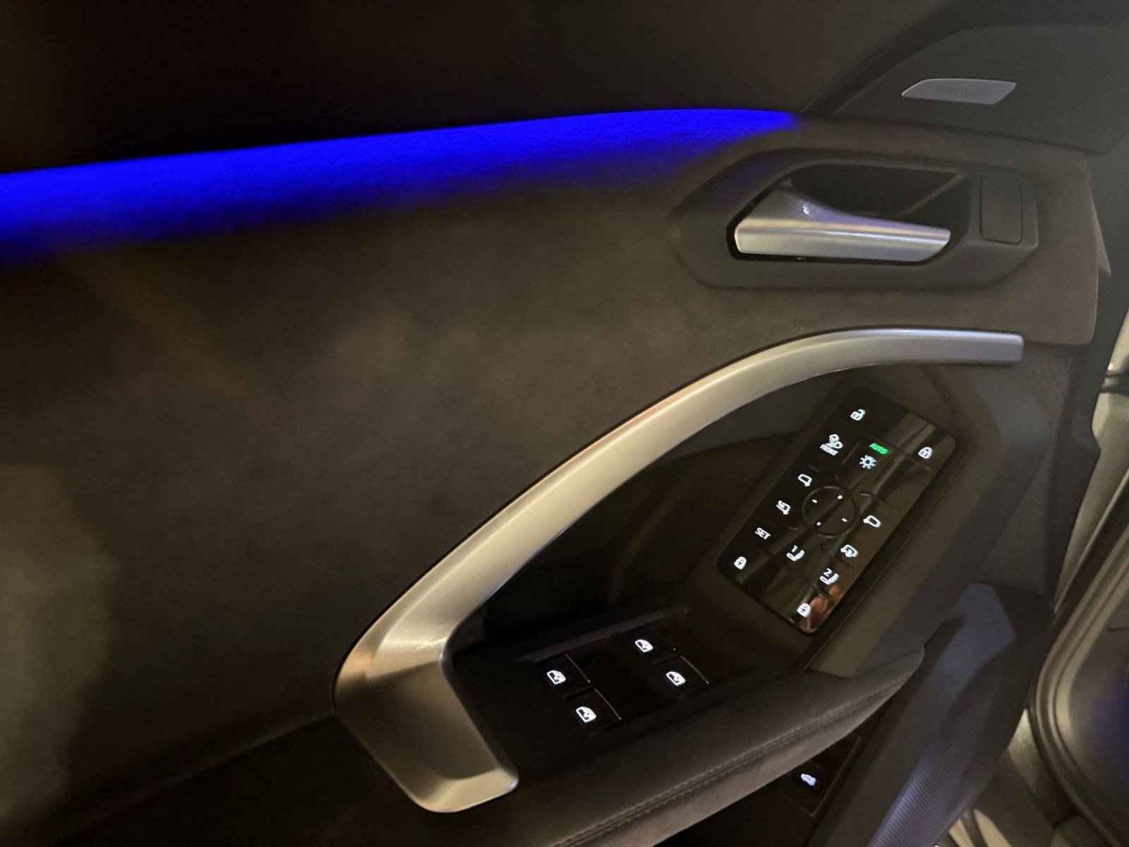 New 2025 Audi SQ5 Premium Plus image 13