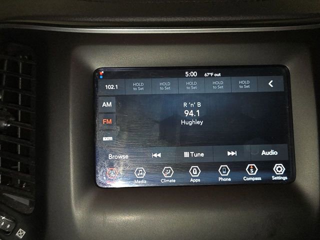 Used 2019 Jeep Cherokee Latitude w/ Popular Appearance Group image 16