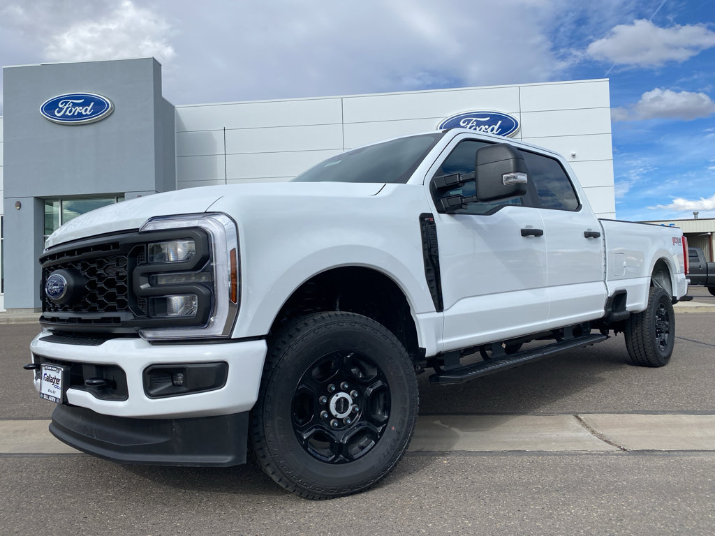New 2026 Ford F350 4x4 Crew Cab Super Duty image 1