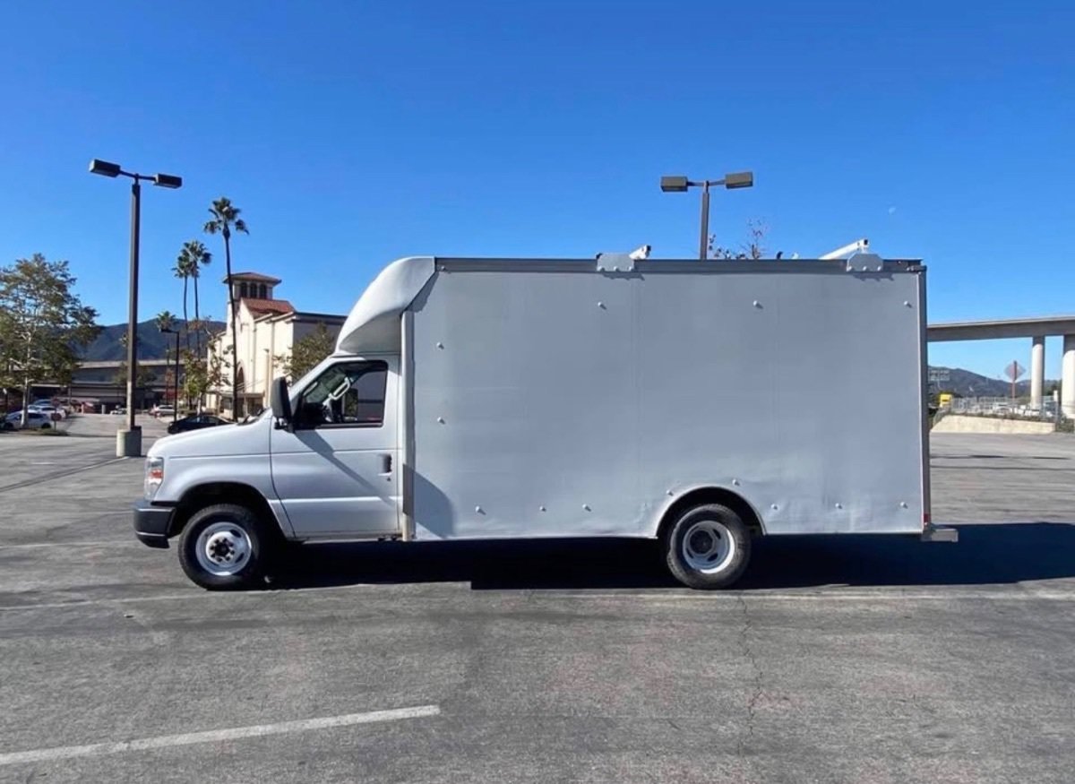 Used 2013 Ford E-450 and Econoline 450 Super Duty w/ PWR Locks & Windows Group RWD image 7