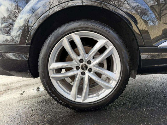 Certified 2025 Audi Q7 Premium Plus w/ Premium Plus Package image 31